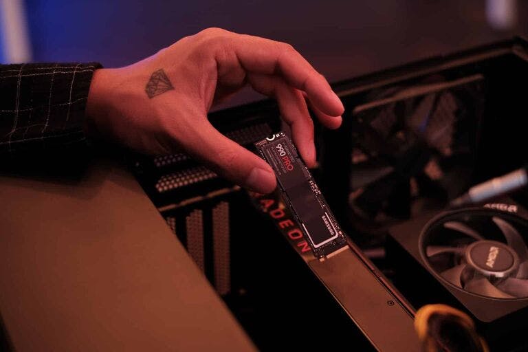 Choosing the right SSD for gaming laptop