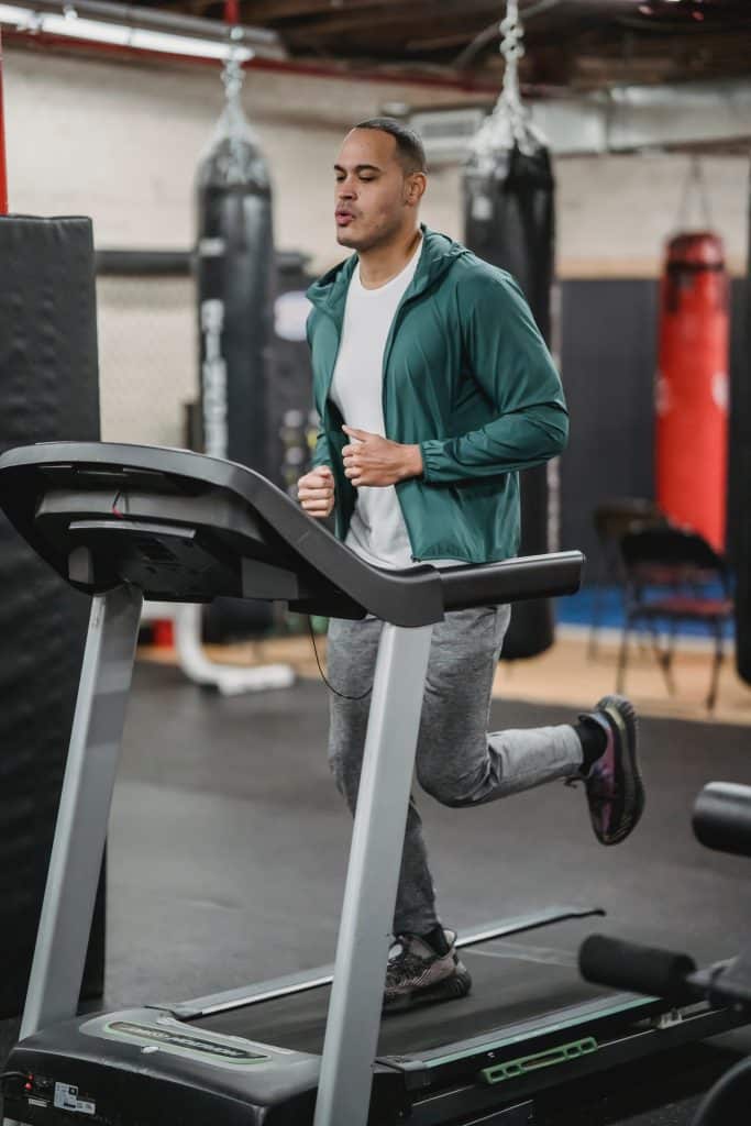 Treadmill Maintenance: Treadmill Cleaning Treadmill Maintenance: Treadmill Cleaning
